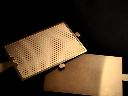 Últimos blogs de la empresa sobre Chemical Etching for Ultra-Thin Vapor Chambers: Market Trends, Manufacturing, and Material Selection