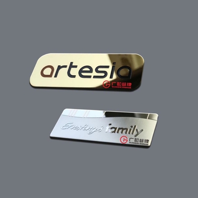 Un buen precio. Placas de identificación grabadas químicamente con precisión - Su fabricante OEM de confianza en línea