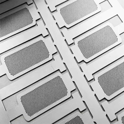 Un buen precio. Red avanzada de altavoces grabados para teléfonos móviles con micro-perforaciones de ultra-precisión en línea