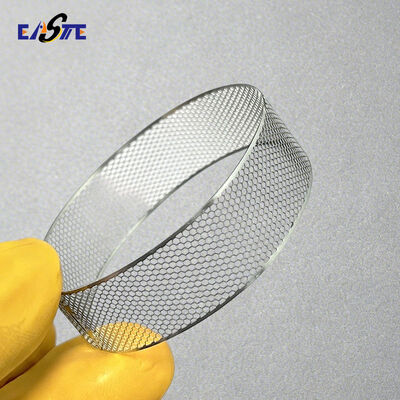 La foto de encargo grabó la cubierta de malla del detector de humo del acero inoxidable 304 para los detectores de humo