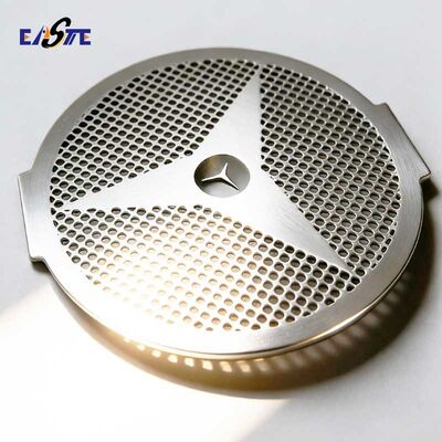 Rejillas de altavoz grabadas en metal personalizadas para la mejora del sonido automotriz con un rendimiento acústico superior